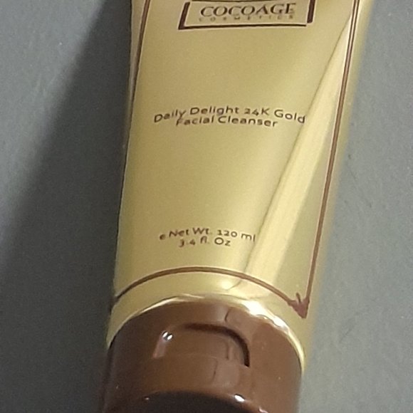 COCOAGE DAILY DELIGHT 24K GOLD FACIAL CLEANSER-3.4 fl oz/120 ml-BRAND NEW-SEALED - Picture 1 of 4
